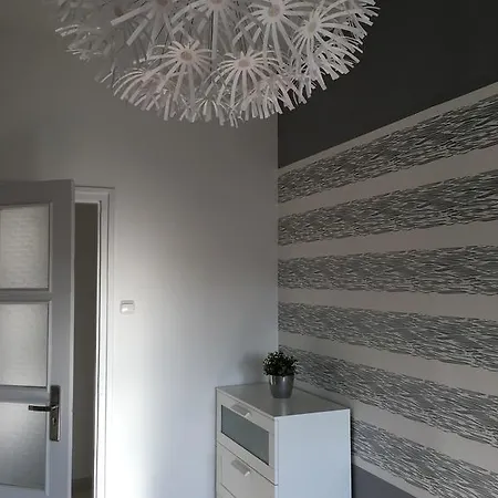 Grey Apartman 아파트 Szekszárd